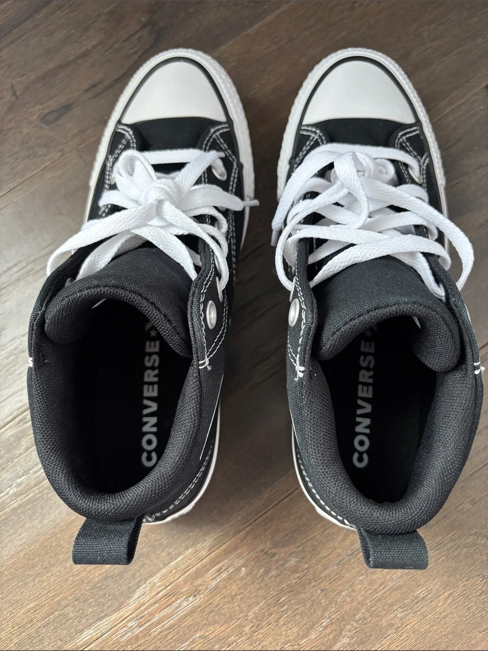 Converse All Star Malden Street Mid top, ortholite cushioning wider fit
